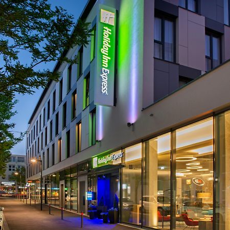 Holiday Inn Express Stuttgart-Waiblingen By Ihg Zewnętrze zdjęcie